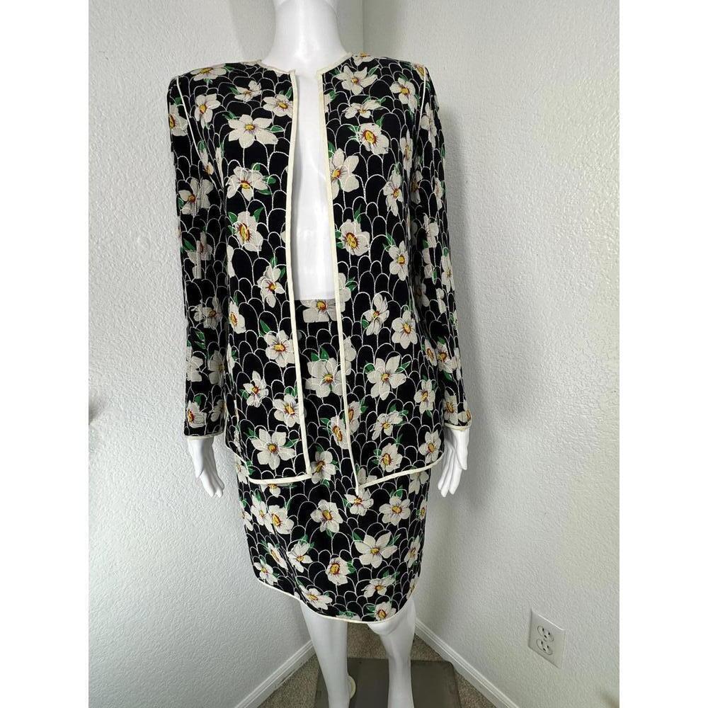 Emanuel Ungaro Parallele 8 Floral Skirt Suit Set Black White Vintage Italy - Picture 2 of 10